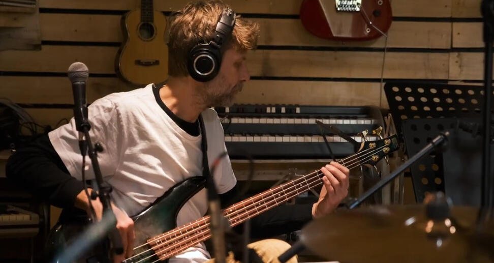 Devil's Chains - Recording session